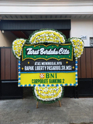 Papan Bunga Duka di Kairagi Weru
