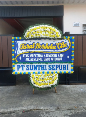 Papan Bunga Duka di Kairagi Weru